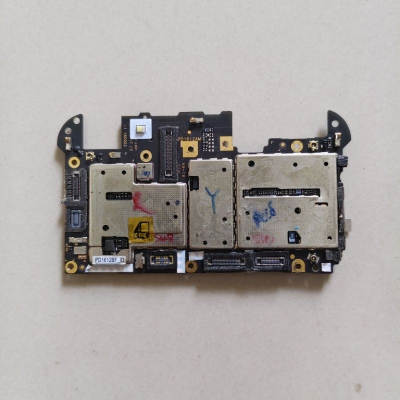 Mesin Vivo V5 Ram 4/64 GB Copotan original, normal tested mesin hidup siap rakit Copotan dari hp lcd
