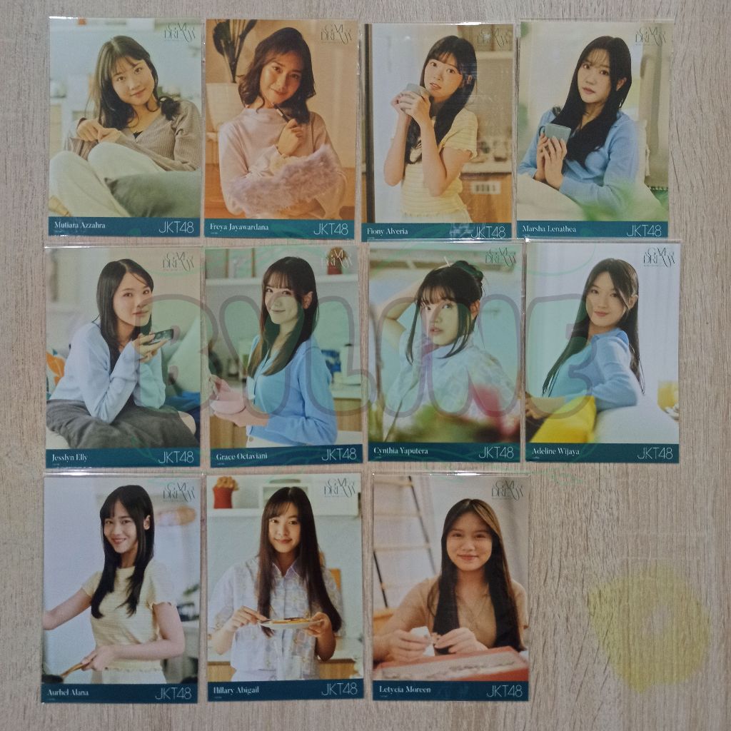 Photopack JKT48 Calender "A Gaze Of Dream" 2025 ( PP JKT48 Calender A Gaze Of Dream 2025 )