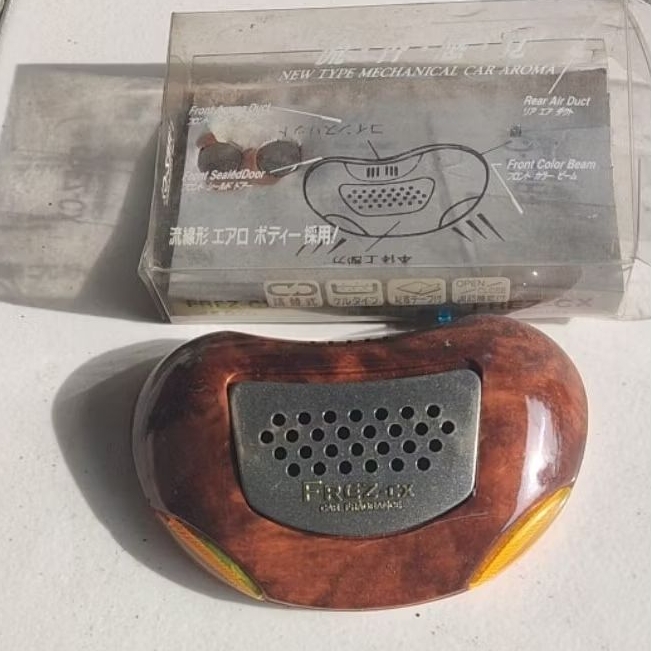 tempat parfum jadul akaesoris mobil jadul