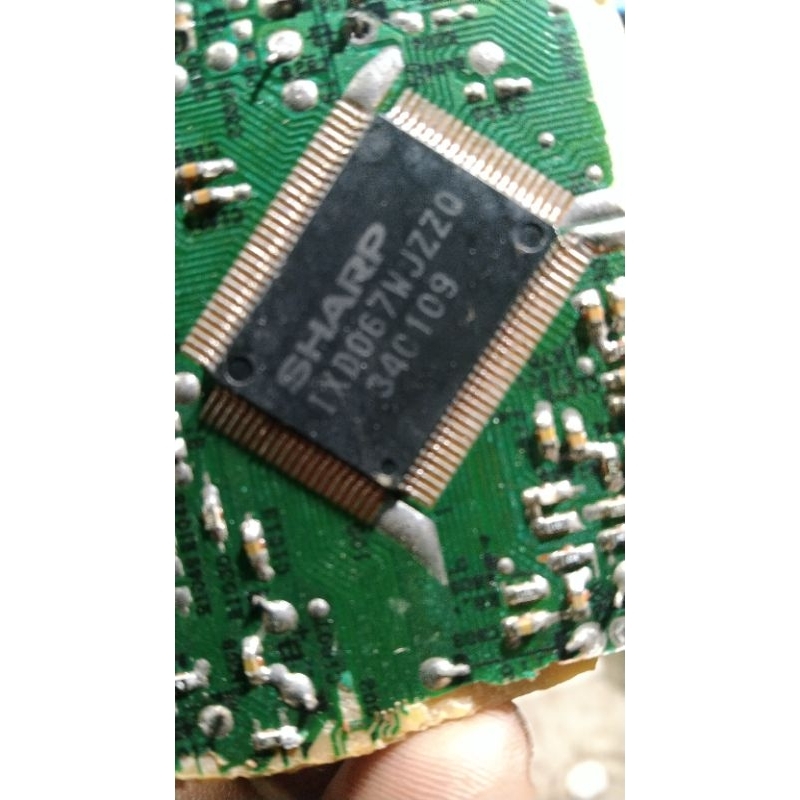 IC IXD067WJZZQ IC TEMPEL TV SHARP IC XD IC XD067WJZZQ IC XD067