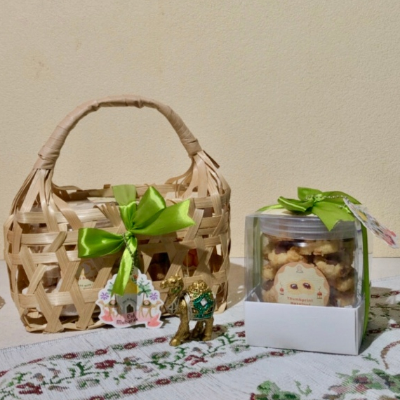 

Hampers Lebaran / Hampers Ramadhan / Brownies Panggang / Kue Kering / Pudding