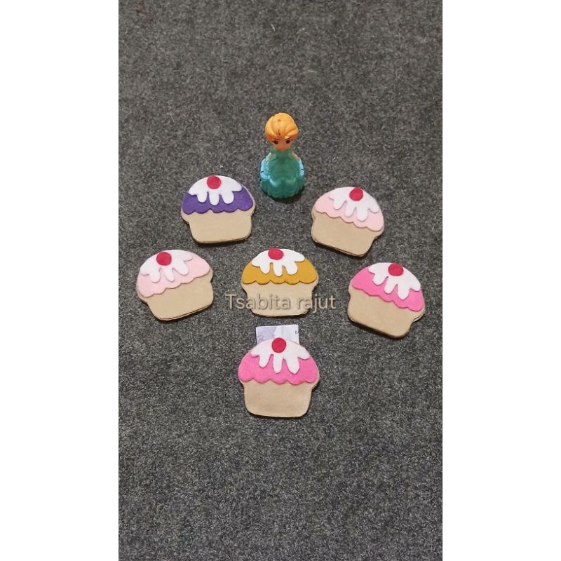 

(8 pcs) amplop lebaran cupcake / amplop lebaran karakter