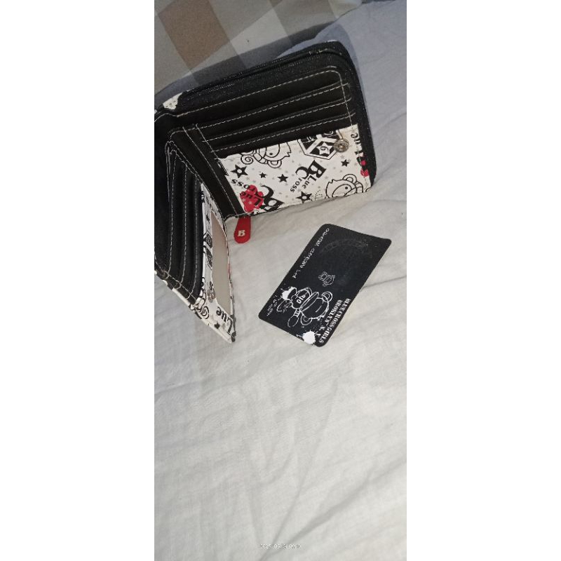 DOMPET PRELOVED , DOMPET KEREN, DOMPET PLANET OCEAN , DOMPET PLANET OCEAN COUPLE, DOMPET ITEM PUTIH,