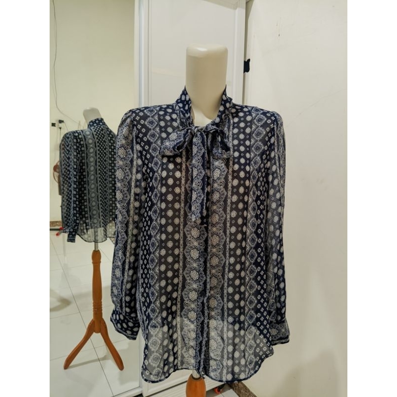 

preloved kemeja cantik no furing