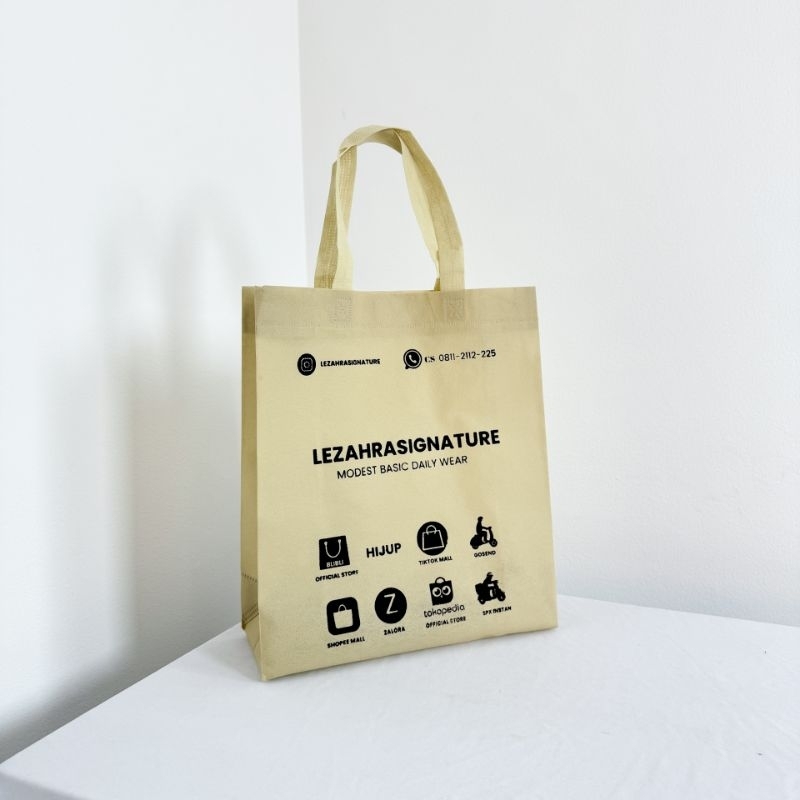 

Goodie Bag Tote Gift Lezahrasignature Tas Kado Bingkisan Hadiah