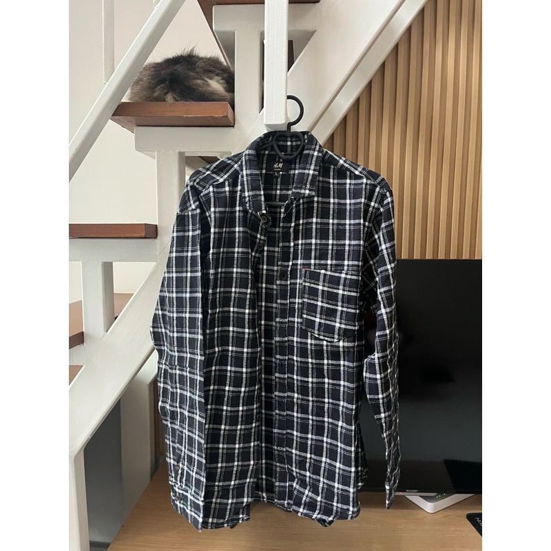 Preloved HnM Flannel Outer