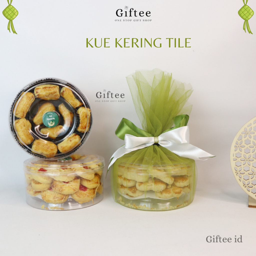 

KUE KERING LEBARAN DENGAN SOFT TULLE KAIN TILE TILLE COOKIES 250 GR NASTAR PREMIUM KEMASAN TOPLES ENAK MURAH SET PAKET HAMPERS BINGKISAN PARCEL PARSEL SOUVENIR LEBARAN GIFT SET KADO HADIAH KADO LEBARAN HAMPERS LEBARAN BINGKISAN IDUL FITRI BY GIFTEE ID