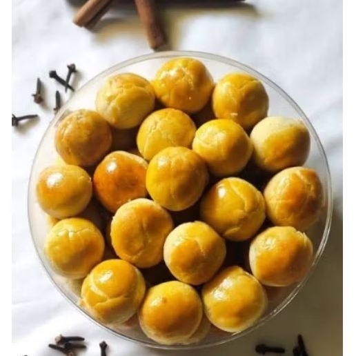 

NASTAR UK. MEDIUM LEZAT PREMIUM - nastar home industri original selai nanas 100%