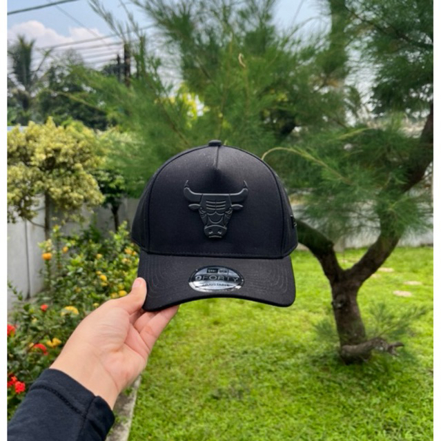 Topi baseball (warna full black) pria/wanita logo flat besi BANTENG