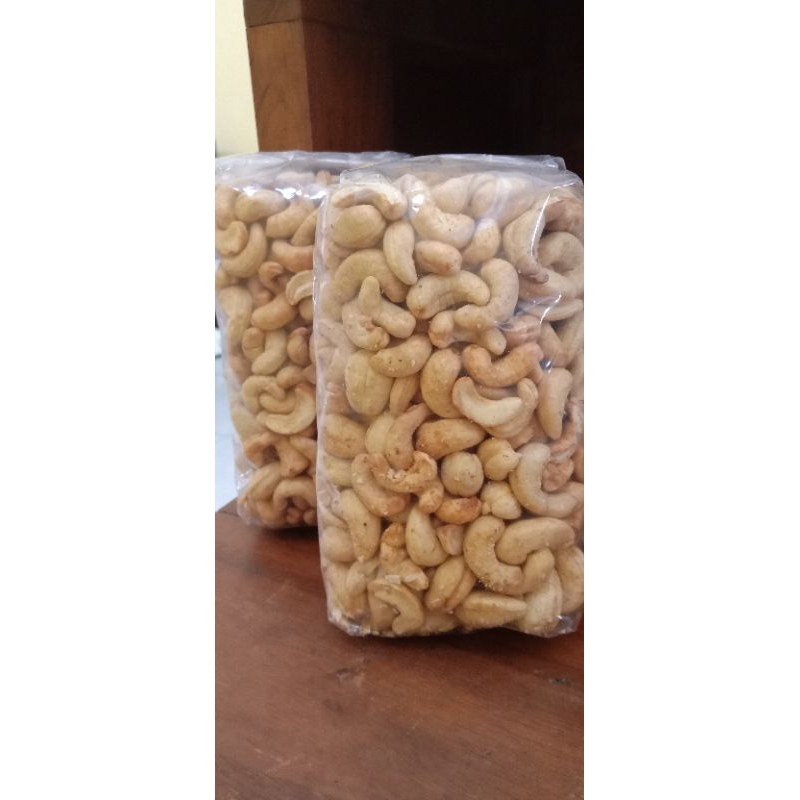 

Kacang Mete asli Wonogiri 500gr