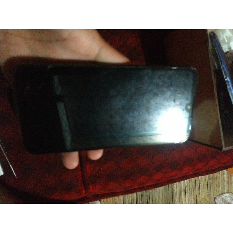 Xiaomi mi play ram 4/64