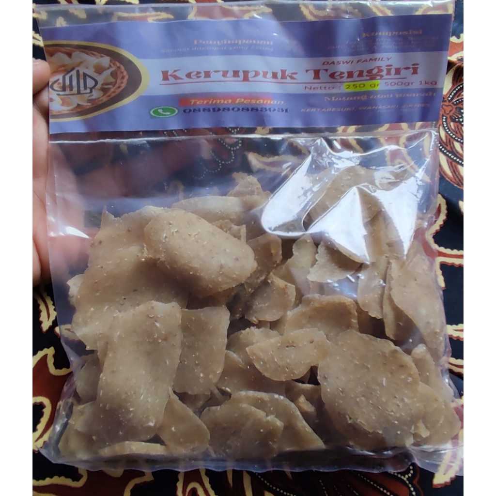 

Daswi Family +Kerupuk+IkanTengiri