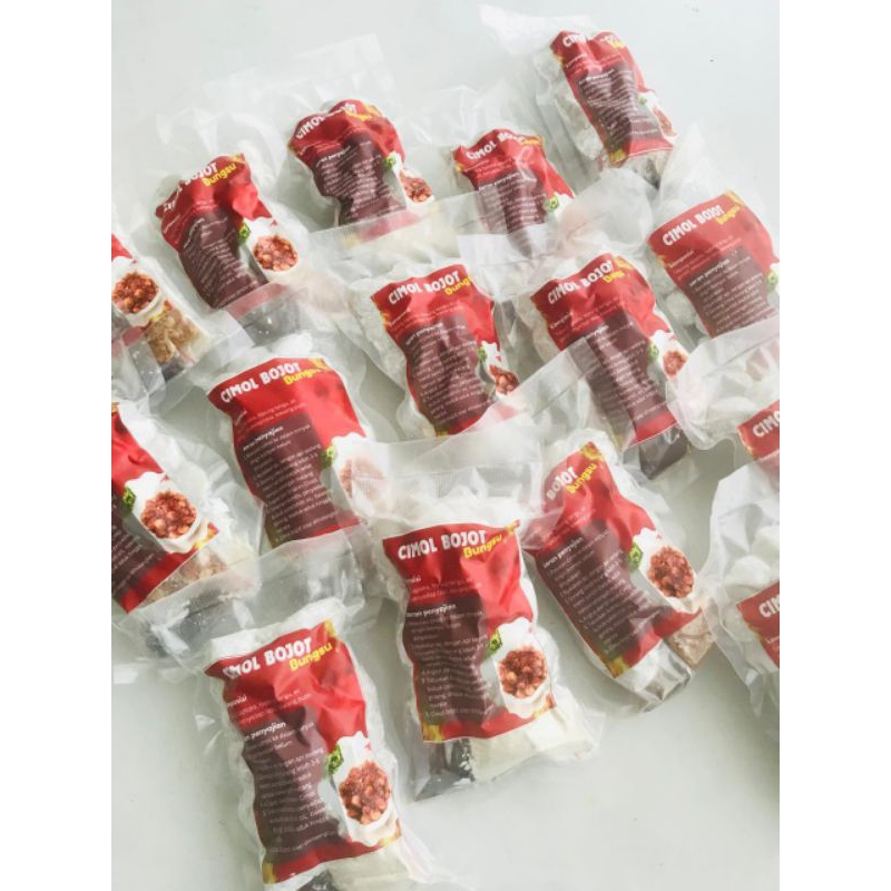 

cimol bojot frozen chilli oil
