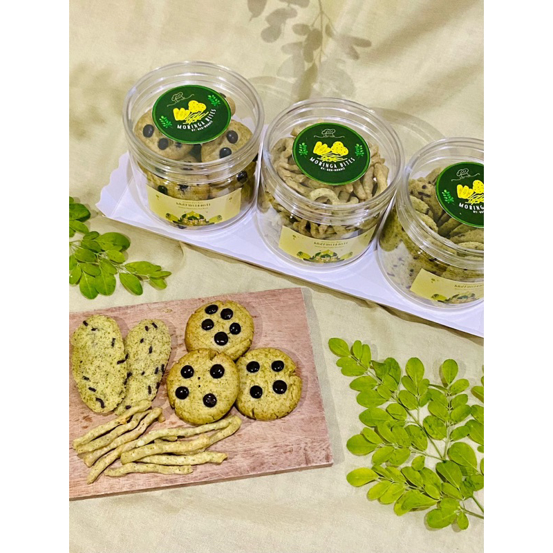 

paket bundling (lidah kucing, cookies, stik moringa) kemasan toples 400ml