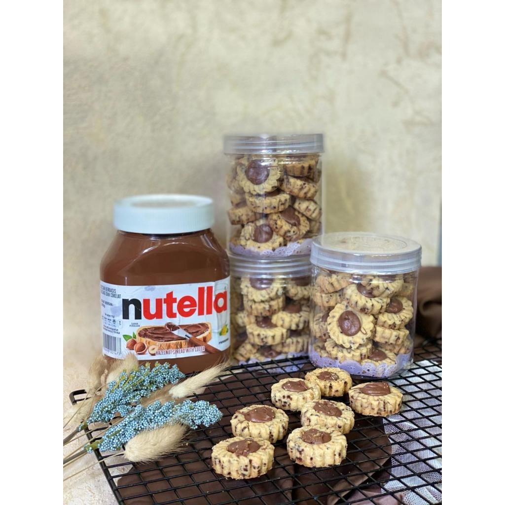 

Nutella Cookies Bahan Premium 600ml dan 800ml Halal