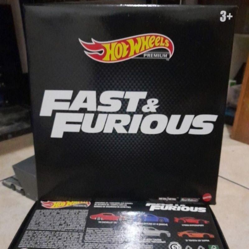 hotwheels fast&furious box nissan skyline
