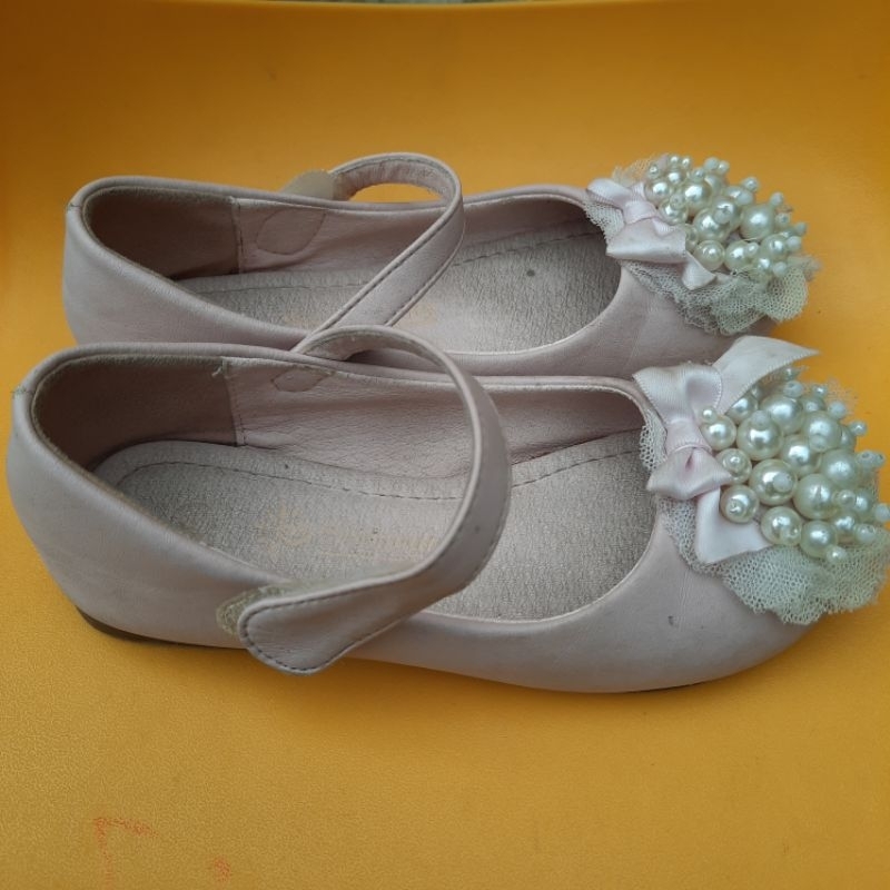 Flat shoes anak perempuan Fioni