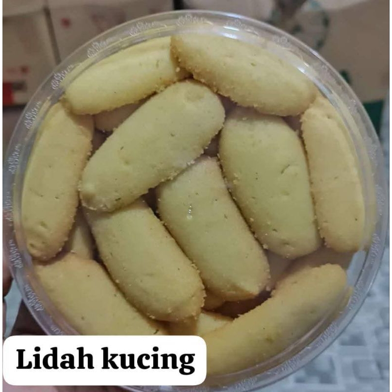 

lidah kucing homemade rasa dijamin nagih. ribuan toples terjual di offline