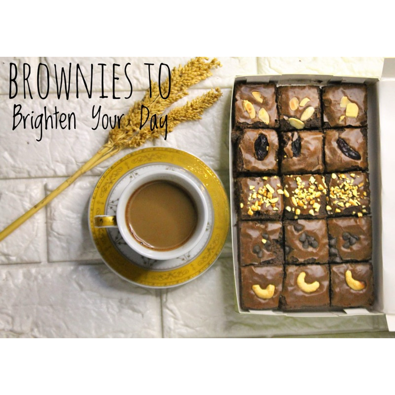 

BROWNIS PANGGANG SEKAT MIX TOPING PREMIUM