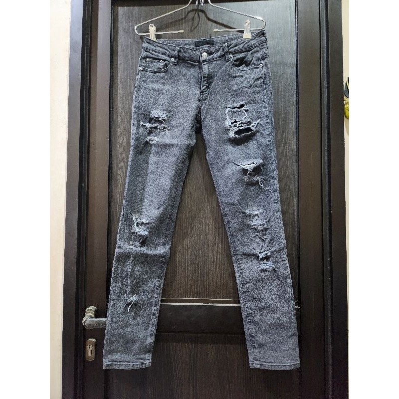 Celana Ripped Jeans Wanita Black Hitam Washed Slimfit