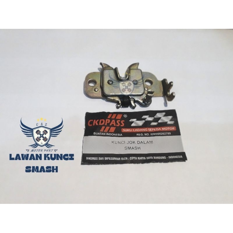 lawan kunci jok dalam engsel jok smash / satria fu