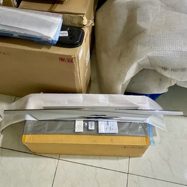 List Bagasi/Trunklid Bagasi Chrome Toyota Avanza Xenia 2018 Up ORIGINAL 100%