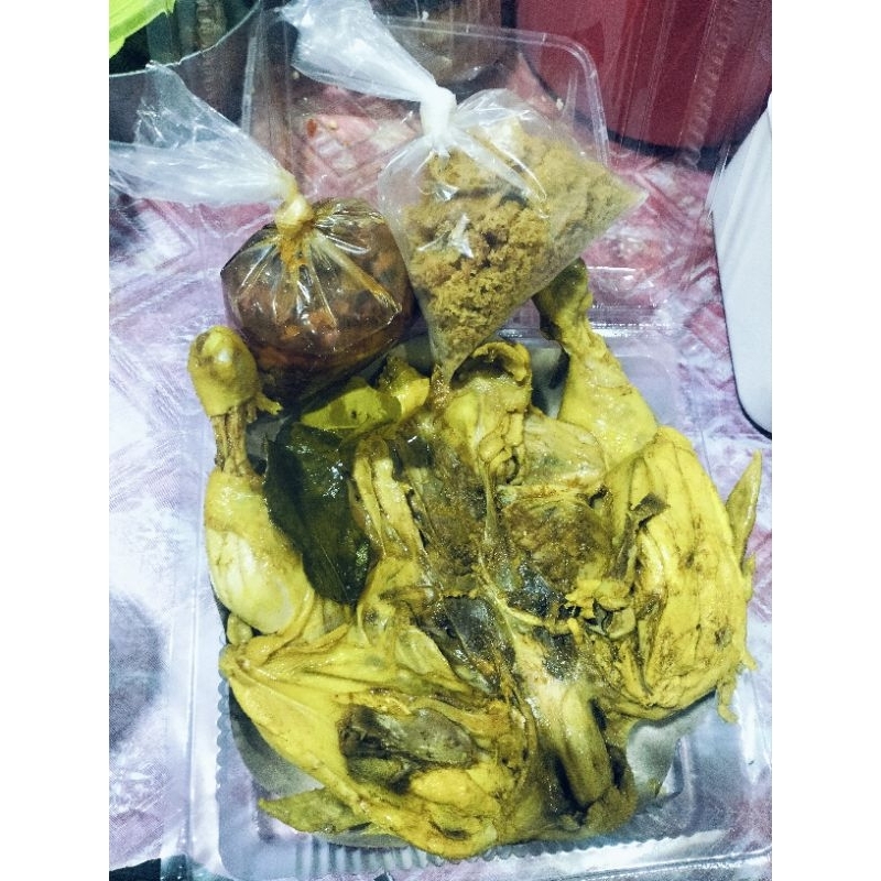 

ayam ungkep serundeng siap goreng 1 ekor +sambal
