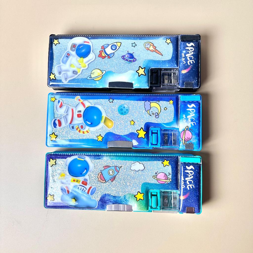 

(PCS) KOTAK PENSIL MAGNET XPM 573-2 RAINBOW SPACE / KOTAK PENSIL ANAK