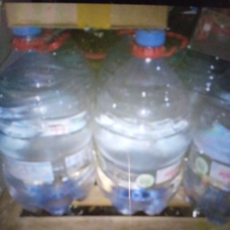 

Minuman Le Minerale 15 L / mineral