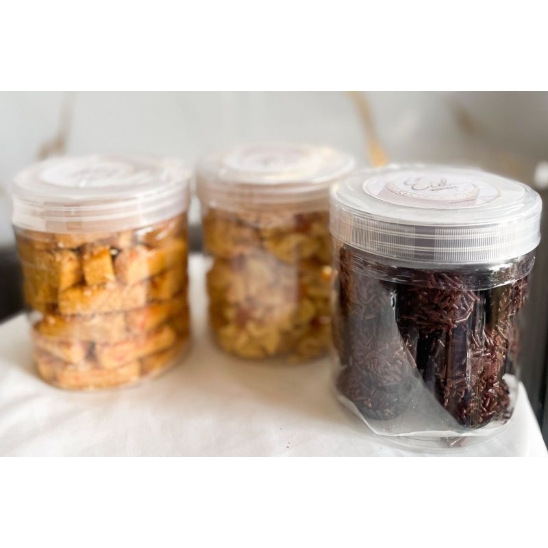 

Free Amplop Lebaran| Kue Kering Paket isi 3 toples | kue Lebaran