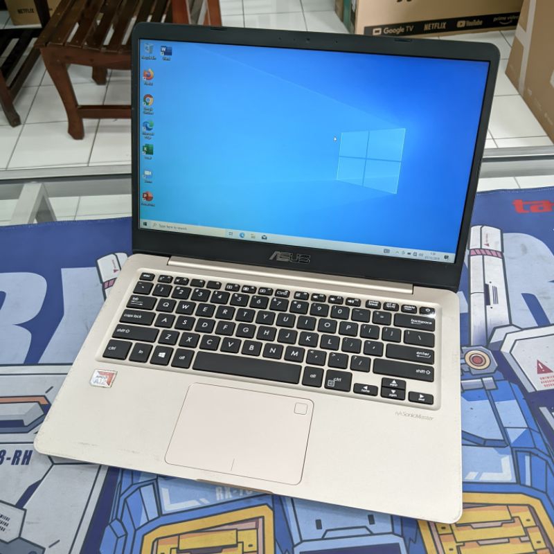 Asus A411Q. AMD A12 with Radeon R7. RAM 8 GB SSD 256 GB. HARGA MURAH
