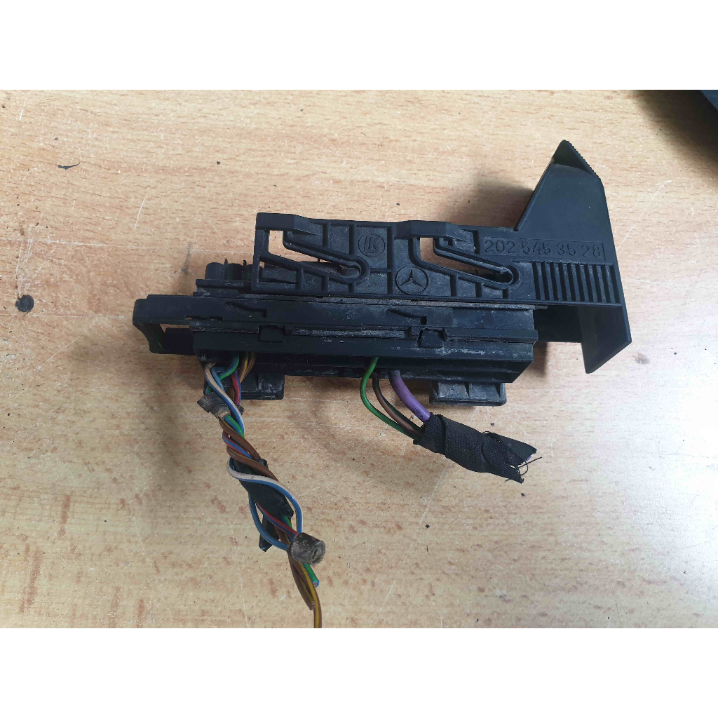 Engine cable harness plug- connection Mercy Mercedes W202 C200 C180