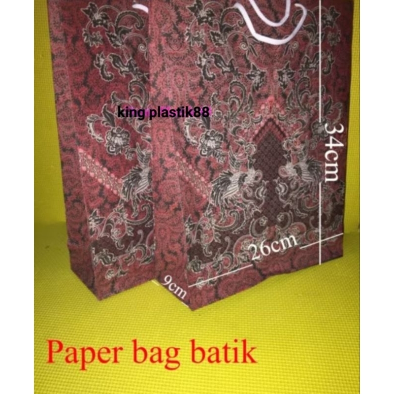 

Isi 12PC-/+26x34x9CM TAS KERTAS BATIK souvenir kraft paper goodie bag motif gambar BATIK...