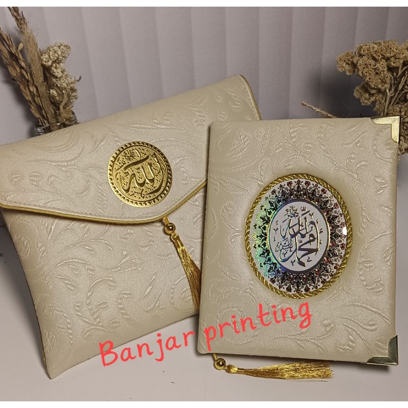 Buku yasin 224+248 halaman produk era jaya cver oscar Busa.+Dompet mnimal pesan 50 buku.