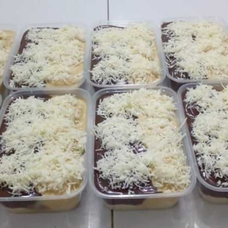 

donkus(donat kukus) donat Frozen/ donat kukus lumer kemasan bok 500ml puul toping