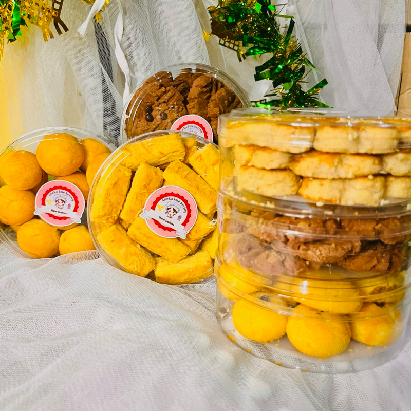 

Ukf5Pc6F4H (Kuliner.Kita) [ ] Terlaris Paket !!! Isi 3 Toples 250G Home Made Kue Kering Nastar