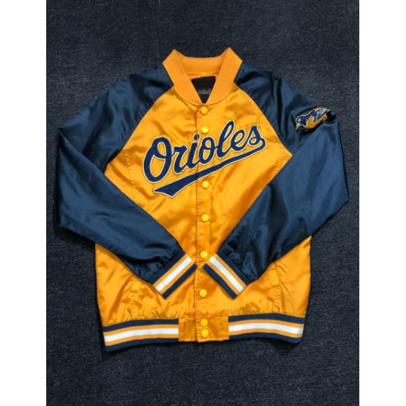 VARSITY SATIN MLB