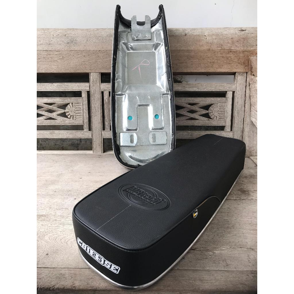 jok CB DOWNSIZE 9CM MBTECH emblem GALVANIS anti karat jok CB 9cm kontes spek hedon CB125 SE