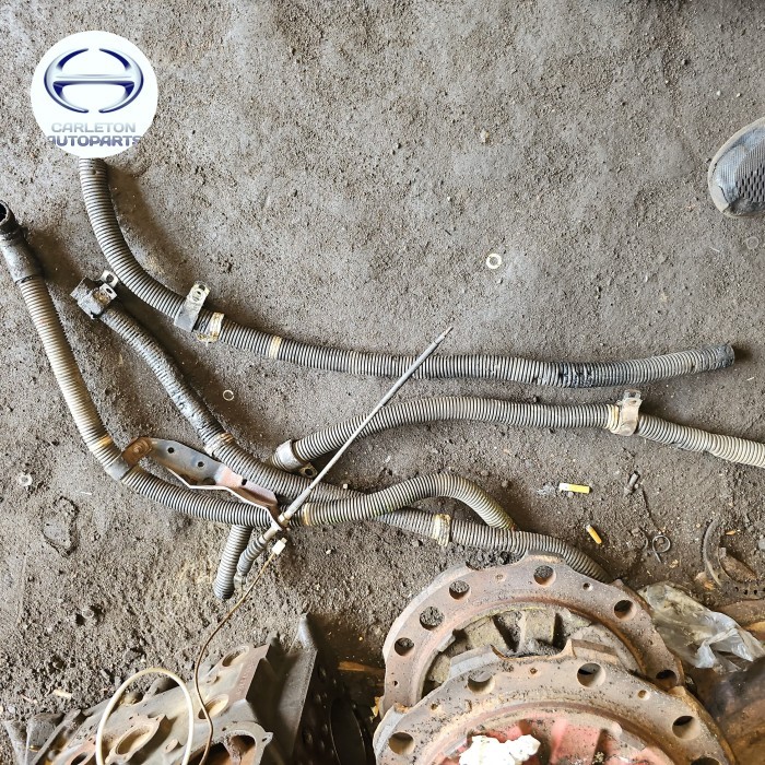 SELANG PEMBUANGAN MESIN HINO LOHAN FM260TI ASLI COPOTAN