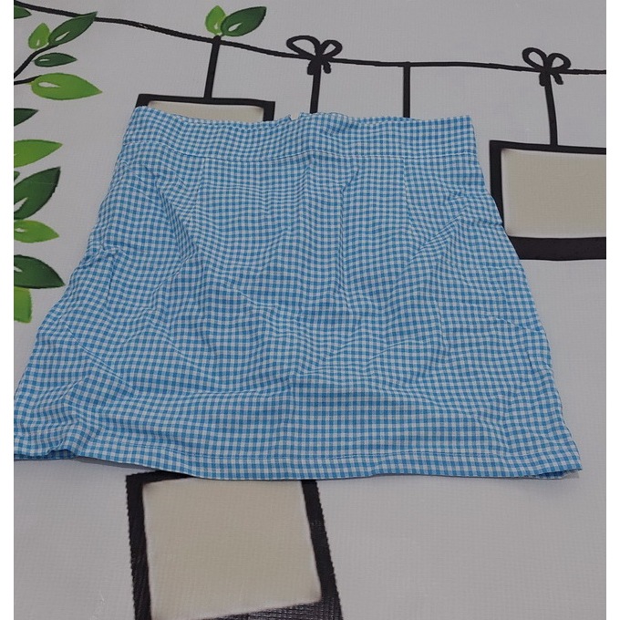 PRELOVED Rok anak Motif Kotak warna Biru Putih size XS