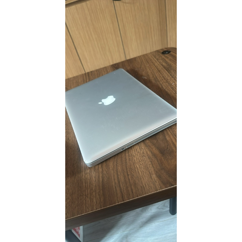 macbook pro 2015 i7