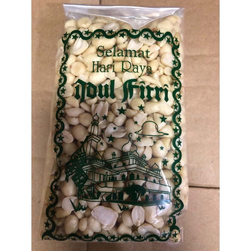 

Kacang kupas mentah ukuran kacang tanggung 600gr