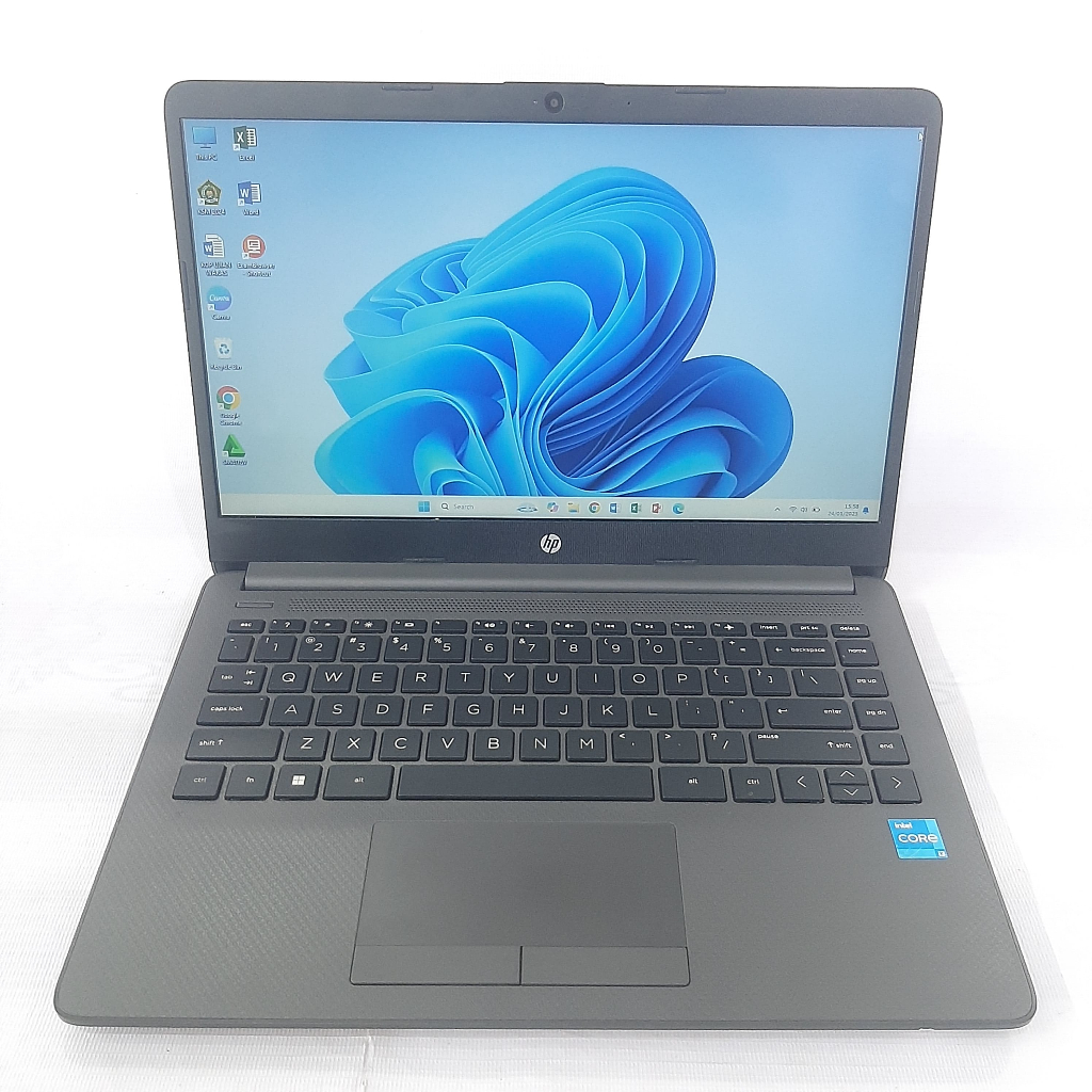 HP 240 G8 INTEL CORE I3-1115G4 RAM 4GB NVME 256GB