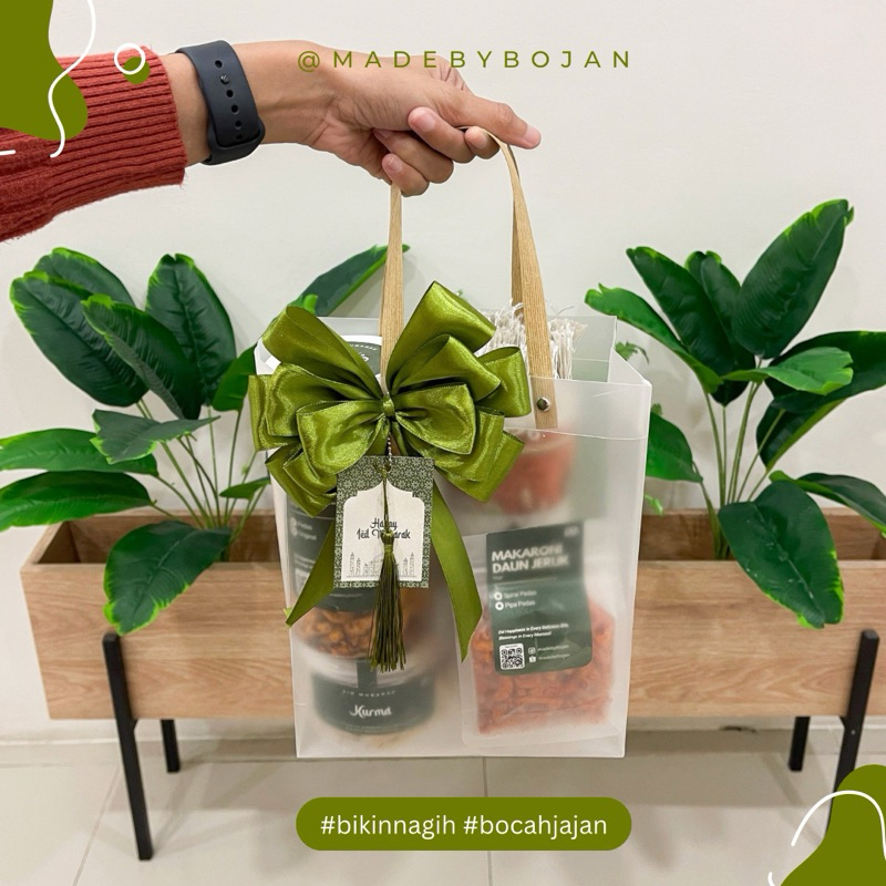 

Hampers Idul Fitri - Parcel Lebaran - Nura Package madebybojan