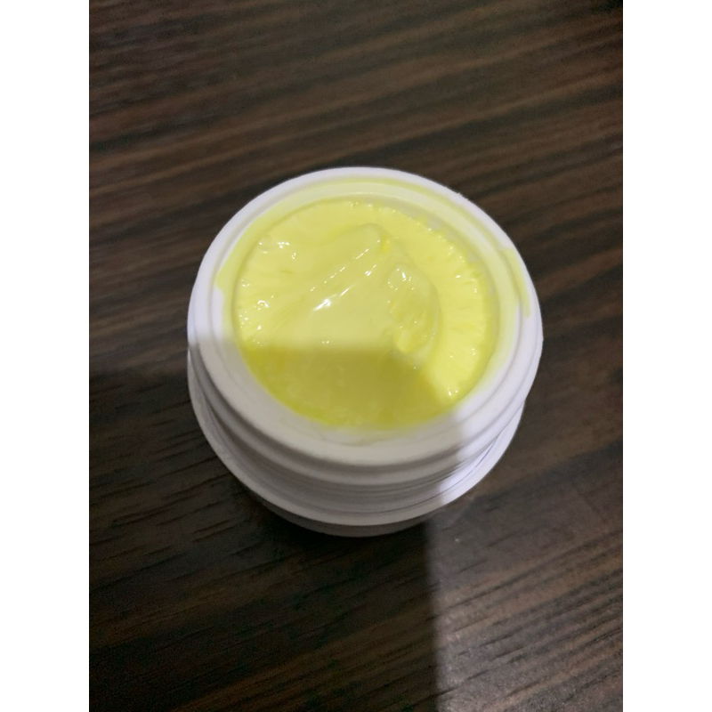 Krim Malam Krim Flek tebal 0,1 (Hqq T Dexo Hyco)