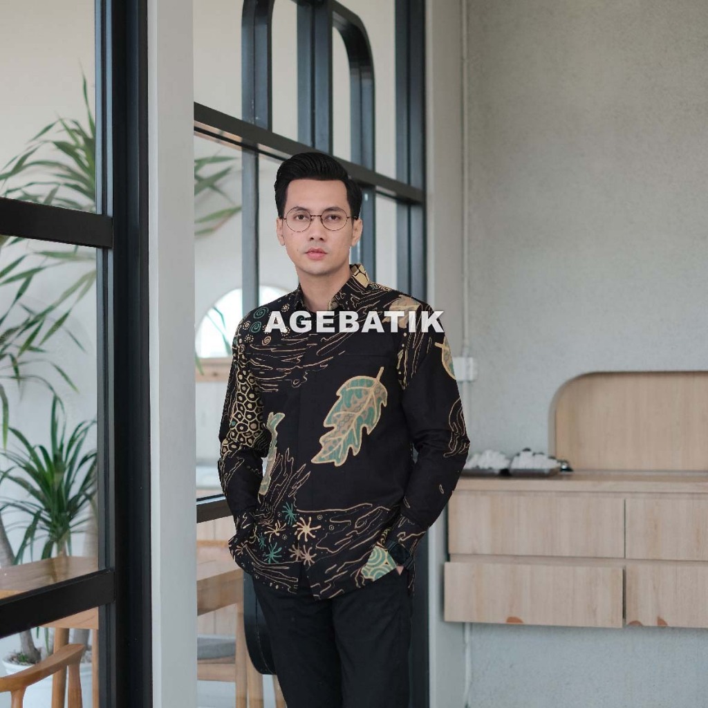 AGEBATIK AGE059 - Kemeja Batik Pria - Lengan Panjang Pendek - Slim Fit - Motif Daun Hitam - Katun Pr