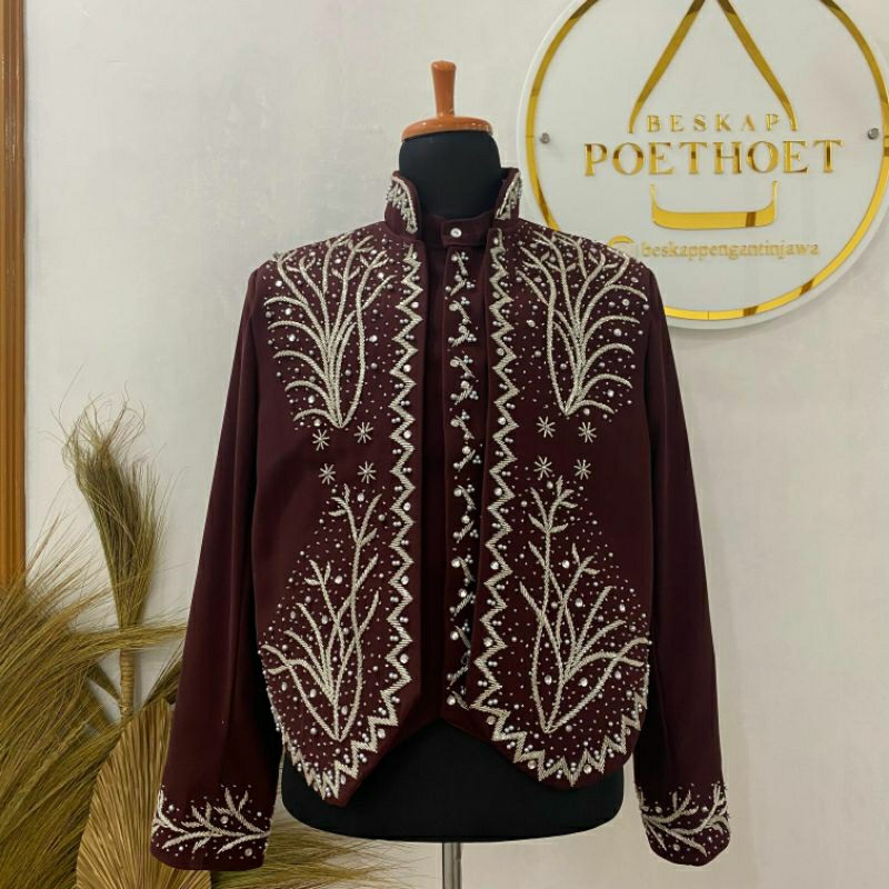beskap Jawa pengantin Solo belakang pendek Maroon tua gelap payet Silver mewah