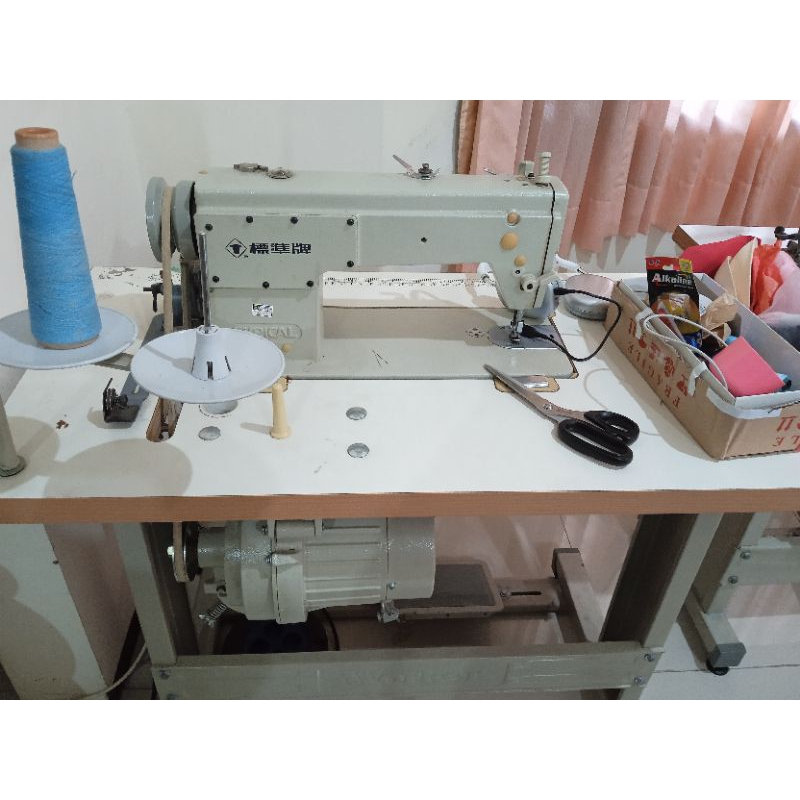 mesin jahit typical bekas