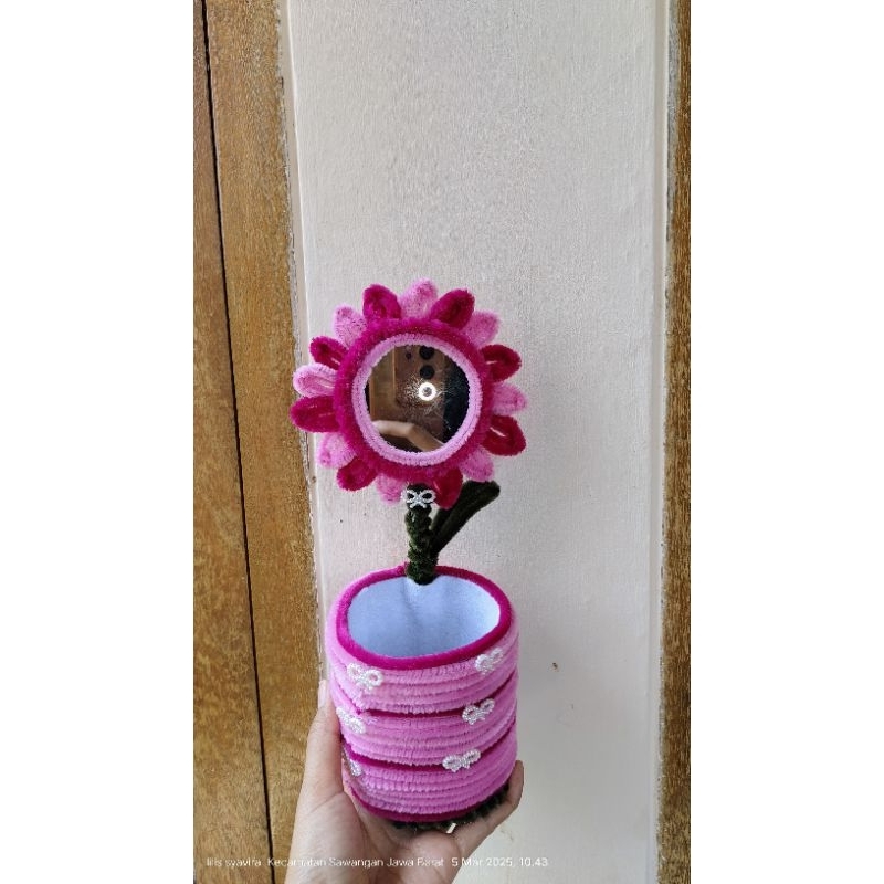 

Tempat pensil Dll Kawat bulu