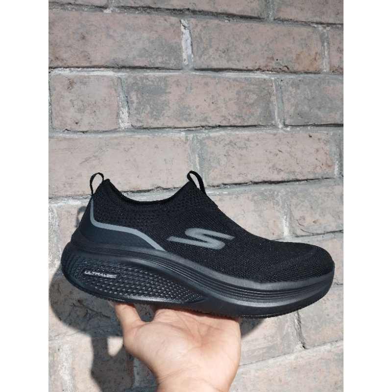 SEPATU SKECHERS GO RUN ELEVATE 2 MEN-SKE220849BBK